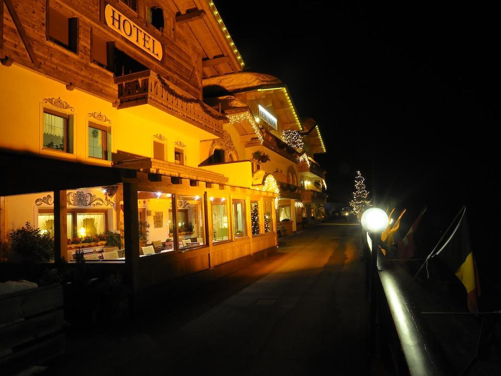 Hotel Cesa Padon アラッバ エクステリア 写真