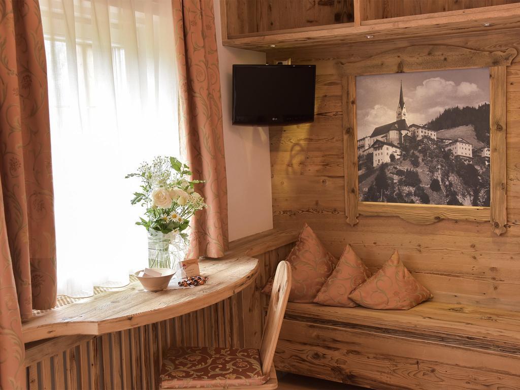 Hotel Cesa Padon アラッバ エクステリア 写真