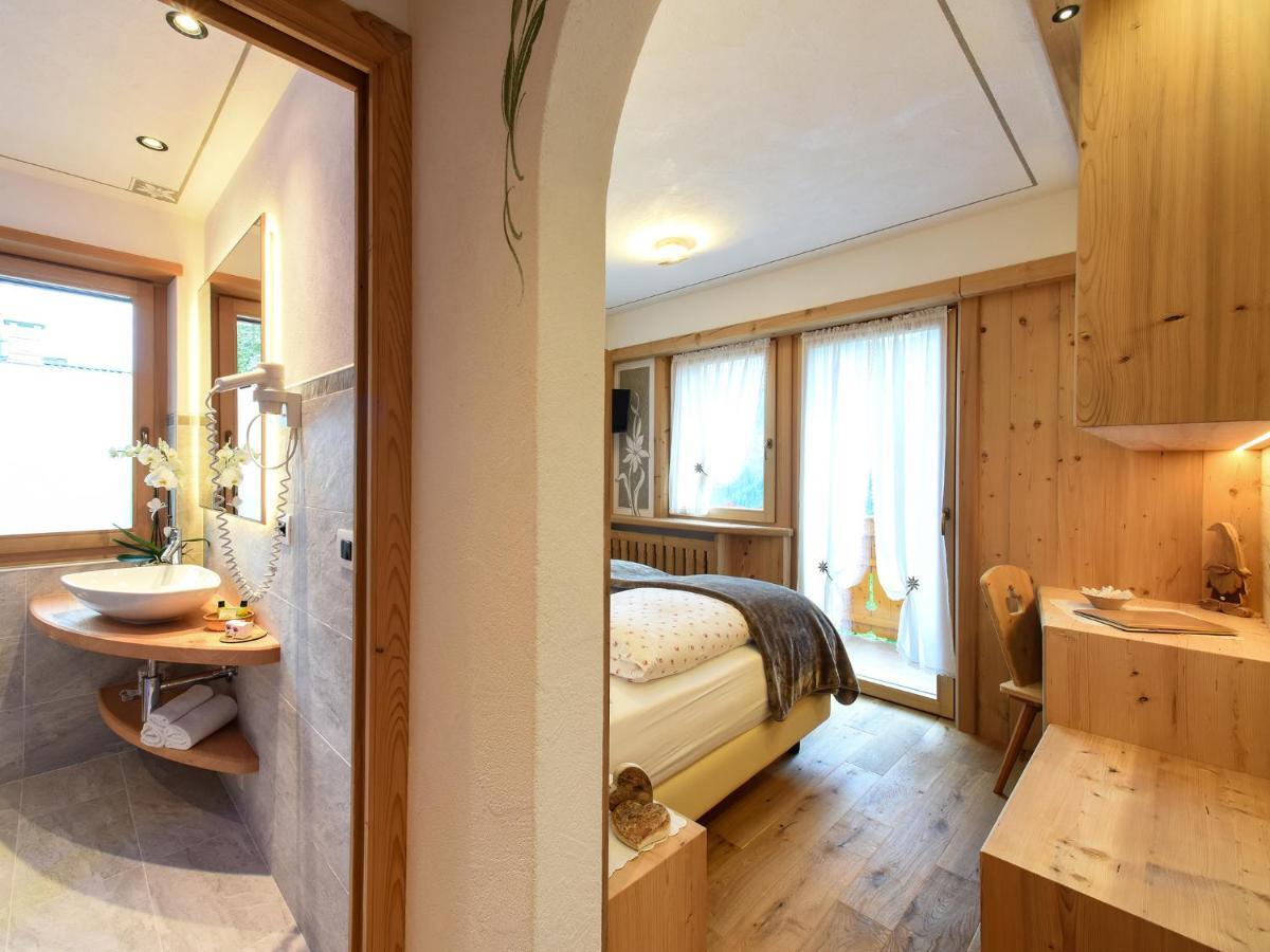 Hotel Cesa Padon アラッバ エクステリア 写真